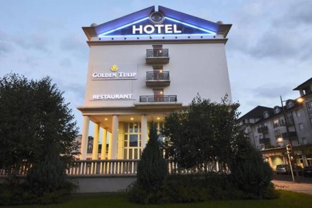 Apartamento Cosy flat Bussy-Saint-Georges Exterior foto